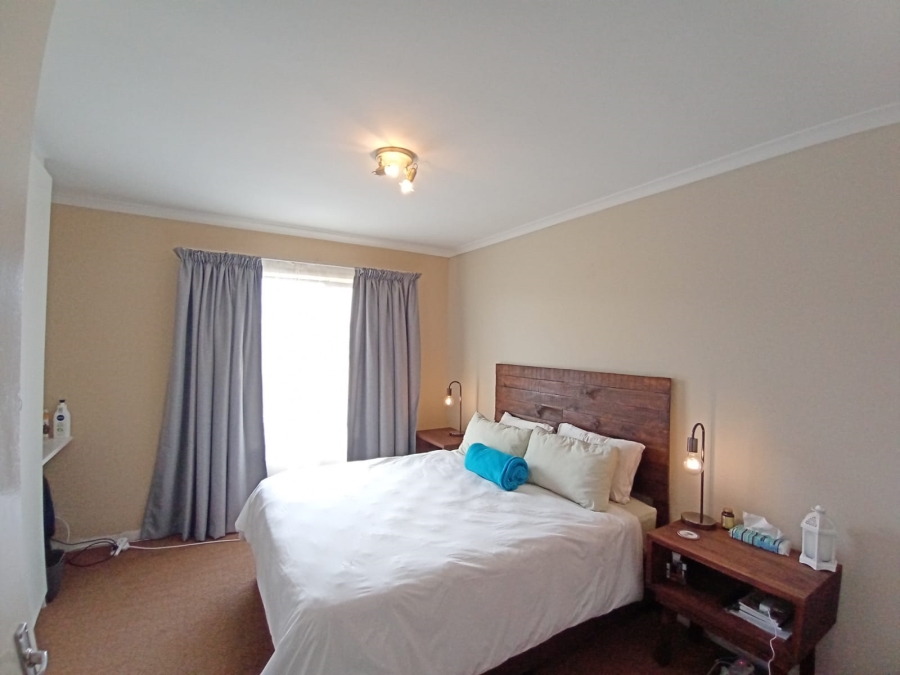 To Let 2 Bedroom Property for Rent in Sonstraal Heights Western Cape